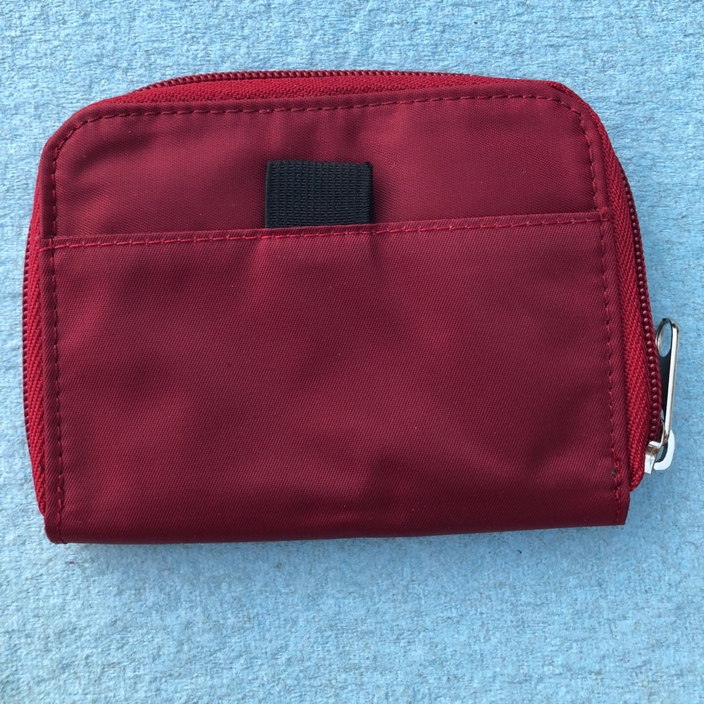 LYNX WALLET w/ PERIMETER ZIPPER + ZIPPERED POCKET